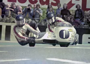 Images Dated 18th October 2019: Rolf Steinhausen & Josef Huber (Busch Konig) 1976 500 Sidecar TT