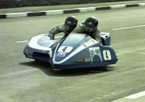 Rolf Steinhausen & Kenny Arthur (Bartol) 1980 Sidecar TT