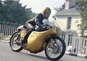 Images Dated 22nd August 2022: Ron Bryant (BSA) 1972 Senior Manx Grand Prix
