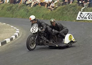 Images Dated 17th November 2019: Ron Cave & R C Osborn (Triumph) 1970 750 Sidecar TT