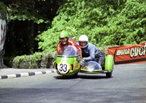 Images Dated 9th January 2020: Ron Coxon & Alan Gosling (BMW) 1974 500 Sidecar TT