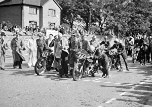 Images Dated 30th December 2018: Ron Rudge (Norton) and N W White (Velocette) 1950 Senior Manx Grand Prix