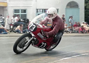 Images Dated 20th March 2021: Ronnie Niven (Aermacchi) 1982 Formula Three TT