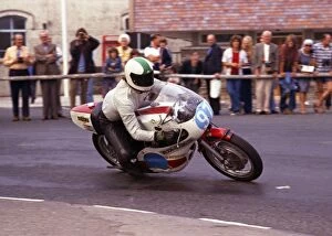 Images Dated 10th October 2017: Ronnie Russell (Yamaha) 1975 Junior Manx Grand Prix