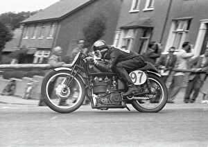 Images Dated 8th August 2018: Roy Boughey (Velocette) 1955 Senior Manx Grand Prix
