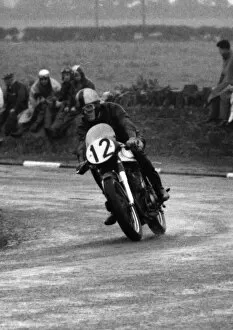 Images Dated 2nd January 2019: Roy Culshaw (Norton) 1961 Junior Manx Grand Prix