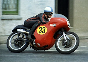 Images Dated 22nd March 2018: Roy Graham (Matchless) 1969 Senior TT