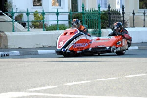 Images Dated 10th June 2009: Roy Hanks & Dave Wells (DMR Suzuki) 2009 Sidecar TT