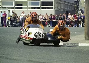 Images Dated 5th August 2016: Roy Hanks & Gerald Daniel (Weslake) 1976 Sidecar TT