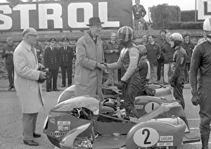 Images Dated 23rd December 2021: Roy Hanks & Jimmy Mann (BSA) 1972 750 Sidecar TT