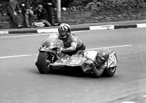 Images Dated 2nd August 2017: Roy Hanks & Malcolm Lucas (Yamaha) 1985 Sidecar TT