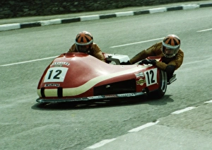 Roy Hanks Collection: Roy Hanks & Vince Biggs (Yamaha) 1980 Sidecar TT