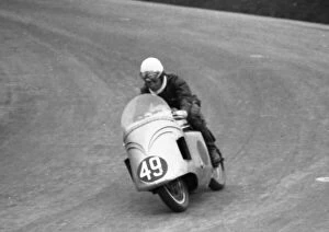 Images Dated 29th July 2023: Roy Ingram Norton 1955 Senior TT