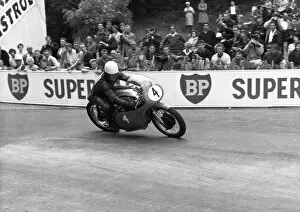 Images Dated 20th September 2013: Roy Ingram (Norton) 1963 Junior TT
