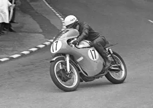 Images Dated 20th October 2018: Roy Ingram (Norton) 1965 Senior TT