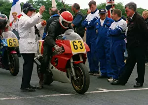 Images Dated 27th June 2019: Roy Jeffreys (Yamaha) 1999 Senior TT