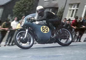 Images Dated 12th September 2020: Roy Reid (Norton) 1967 Senior TT