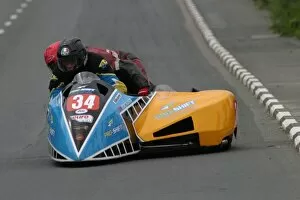 Neil Kelly Collection: Roy Tansley & Neil Kelly (Yamaha) 2003 Sidecar TT