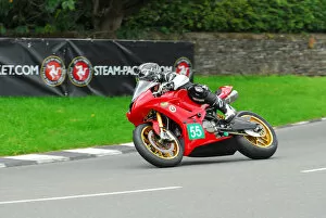 Images Dated 4th September 2015: Royce Rowe (Ducati) Super Twin Manx Grand Prix
