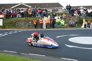 Ruth Laidlow & Ian Simmons (Baker Yamaha) 2005 Sidecar TT