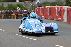 Triumph Prints: Ryan Crowe & Callum Crowe (Triumph) 2022 Sidecar TT