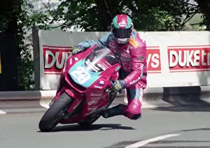 Ryan Farquhar (McAdoo Kawasaki) 2002 Junior 600 TT