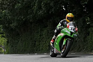 Images Dated 6th June 2014: Ryan Kneen (Kawasaki) 2014 Senior TT