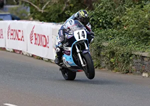 Images Dated 3rd December 2022: Sam West Suzuki 2022 Classic Superbike Manx Grand Prix