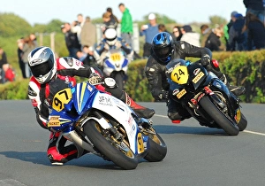 Billy Redmayne Gallery: Seamus Elliott (Yamaha) and Billy Redmayne (Honda) 2015 Southern 100
