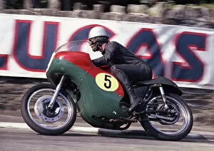 Images Dated 25th March 2013: Selwyn Griffiths (Matchless) 1966 Senior TT