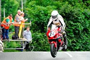 Shaun Anderson Collection: Shaun Anderson (ARD Suzuki) 2018 Senior TT