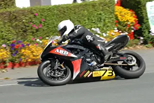 2010 Senior Manx Grand Prix Prints: Shaun Anderson (Suzuki) 2010 Senior Manx Grand Prix