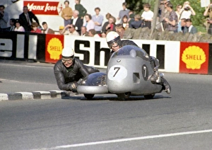Images Dated 28th September 2013: Siegfried Schauzu & Horst Schneider (BMW) 1968 Sidecar TT