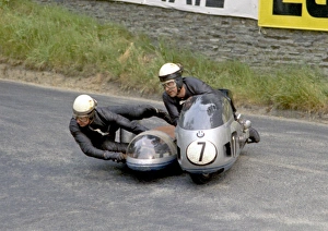 Images Dated 28th September 2013: Siegfried Schauzu & Horst Schneider (BMW) 1970 500 Sidecar TT