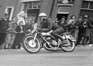 Images Dated 27th July 2021: Siggi Wunsche (DKW) 1953 Junior TT