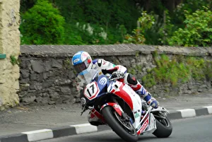 Images Dated 2nd June 2013: Simon Andrews (Honda) 2013 Superbike TT