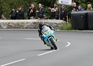 Images Dated 13th May 2023: Simon Hunt Yamaha 2022 Lightweight Manx Grand Prix