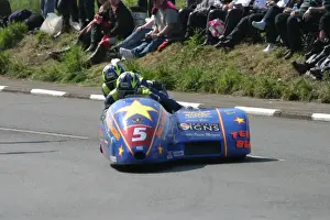 Simon Neary & Stuart Bond (Yamaha) 2007 Sidecar TT