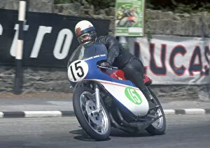 Images Dated 3rd May 2022: Bill Smith (Brown Yamaha) 1969 Lightweight TT