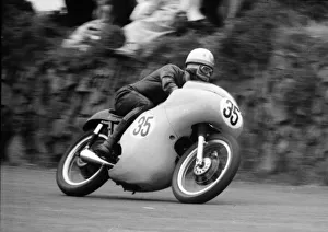 Bill Smith Gallery: Bill Smith (Matchless) 1961 SeniorTT