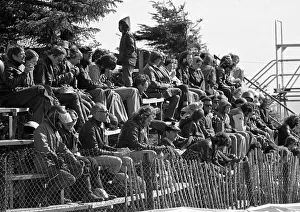 1975 Production Tt Collection: Spectators At Creg Ny Baa 1975 Production TT