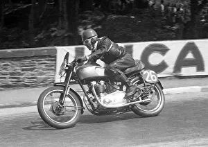 Images Dated 11th December 2021: Stanley Avis (Triumph) 1953 Senior Clubman TT