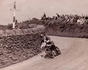 Images Dated 7th March 2019: Stanley Woods (Norton) 1932 Senior TT