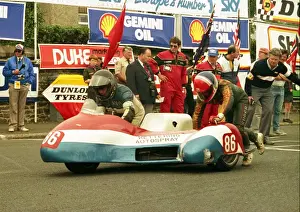 Stephen Judkins & Nick Moore (Yamaha) 1988 Sidecar TT