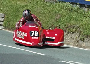 Images Dated 21st June 2020: Stephen Ramsden & James Coward (Yamaha) 1995 Sidecar TT