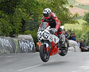 Images Dated 30th May 2020: Stephen Thompson (BMW) 2011 Superbike TT
