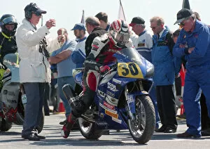 Images Dated 18th June 2020: Steve Bridge (Yamaha) 2000 Senior TT