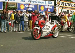 Images Dated 7th April 2022: Steve Cull (Honda) 1988 Junior TT