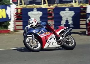 Images Dated 3rd February 2013: Steve Hislop (Honda) at Ballacraine; 1988 Production B TT
