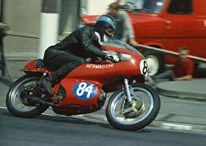 Images Dated 17th December 2018: Steve Jolly (Aermacchi) 1967 Junior TT